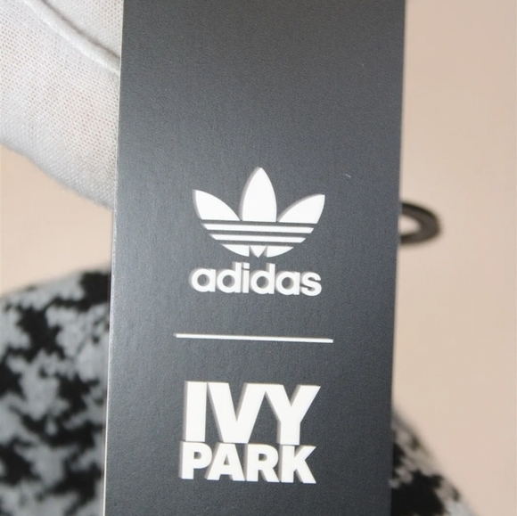 ??️ Adidas?️ x Ivy Park Beanie  Black Gray Rare UNISEX Winter Cap OSFM ✨️?
